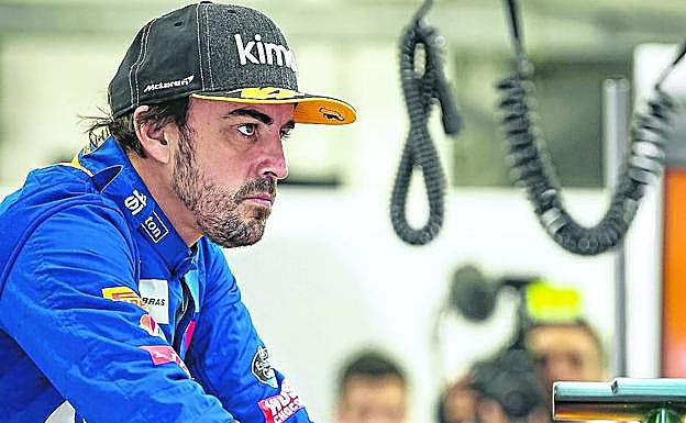 Fernando Alonso en abril pasado, durante unas pruebas en el circuito Sakhir de Baréin. 