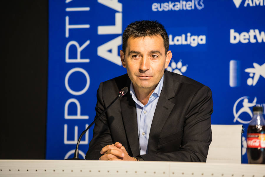 Fotos: Presentación de Asier Garitano como nuevo técnico del Alavés