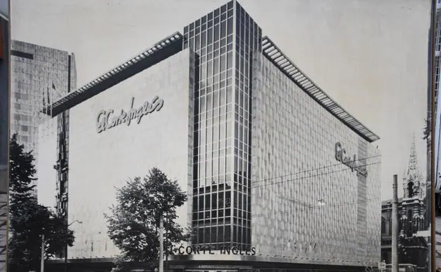 50 años de historia de El Corte Inglés en Bilbao, en imágenes