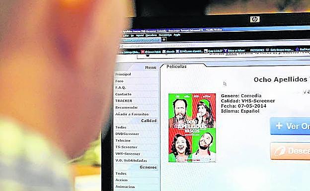 Un usuario trata de descargarse la exitosa película 'Ocho apellidos vascos'. 