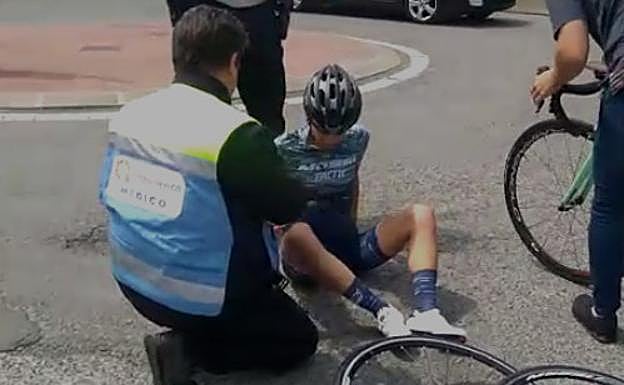 Marina Isan, tras irse al suelo.