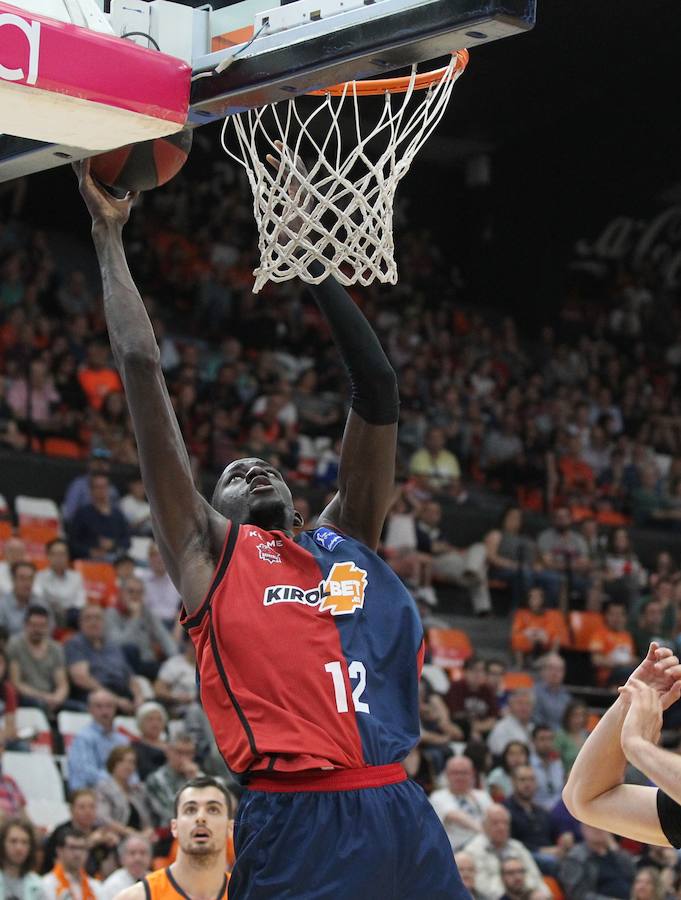 Fotos: Las mejores imágenes del Valencia Basket - Baskonia