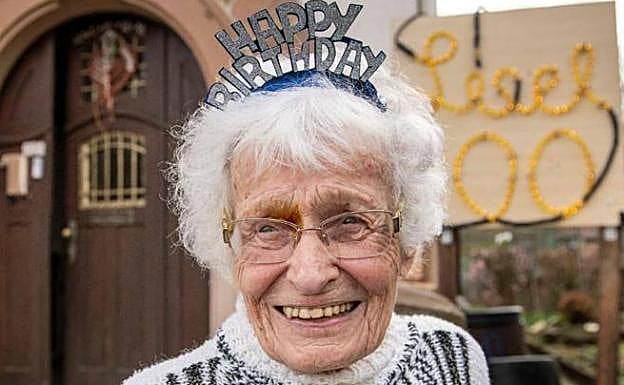 Lise Heise acaba de cumplir cien años y ha comprobado que «ahora me escuchan».