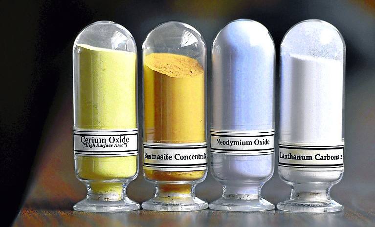 Muestras de cerio, bastnasita, neodimio y lantano.
