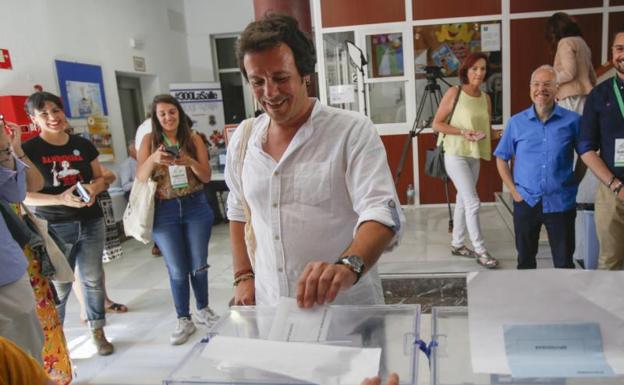 José María González 'Kichi' retendrá el bastón de mando en Cádiz.