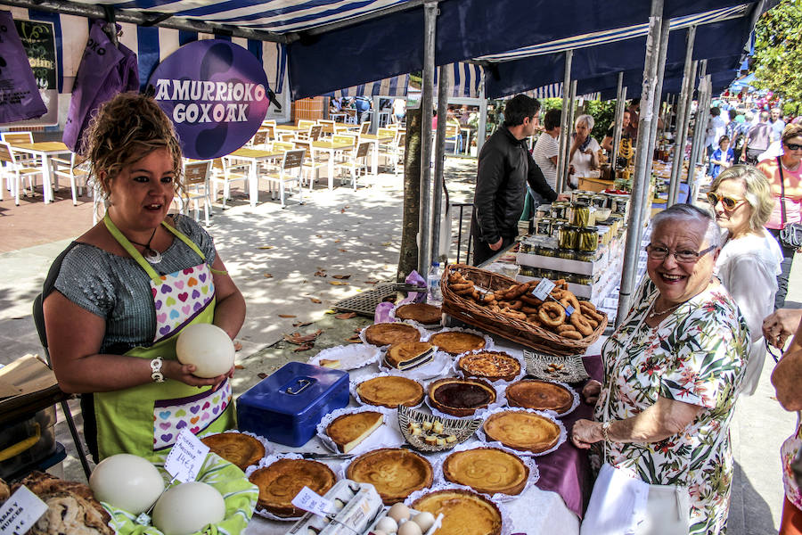 Fotos: Amurrio se sumerge en el Txakoli Eguna