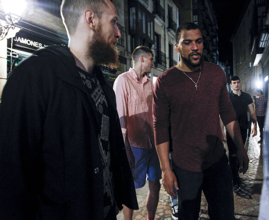 Fotos: Así fue la noche de celebración del Bilbao Basket