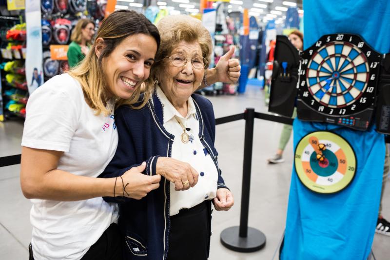 Residentes en la Fundación Miranda de Barakaldo se estrena en disciplinas poco habituales para ellos en el Decathlon de Megapark 