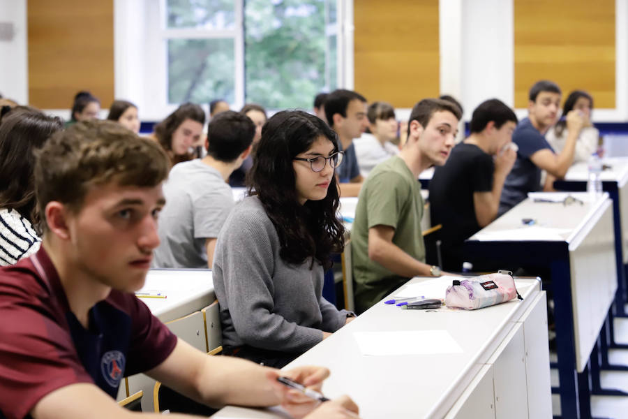 Un texto de Anjel Lertxundi sobre la lectura abre la Evaluación para el Acceso a la Universidad (EAU)