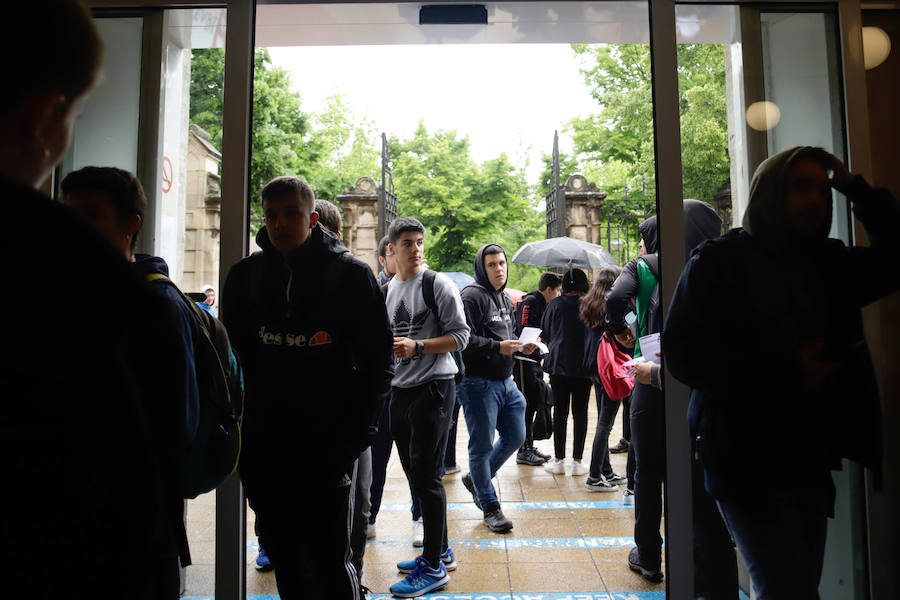 Un texto de Anjel Lertxundi sobre la lectura abre la Evaluación para el Acceso a la Universidad (EAU)