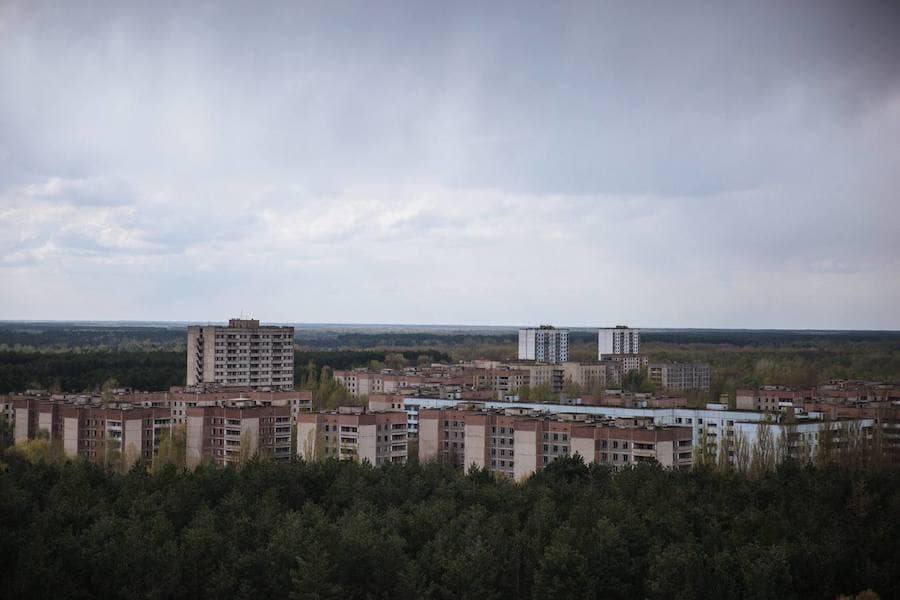 &#039;Chernobyl&#039; la serie de HBO y Chernóbil hoy: así es realmente la ciudad más cercana a la central nuclear, 33 años después