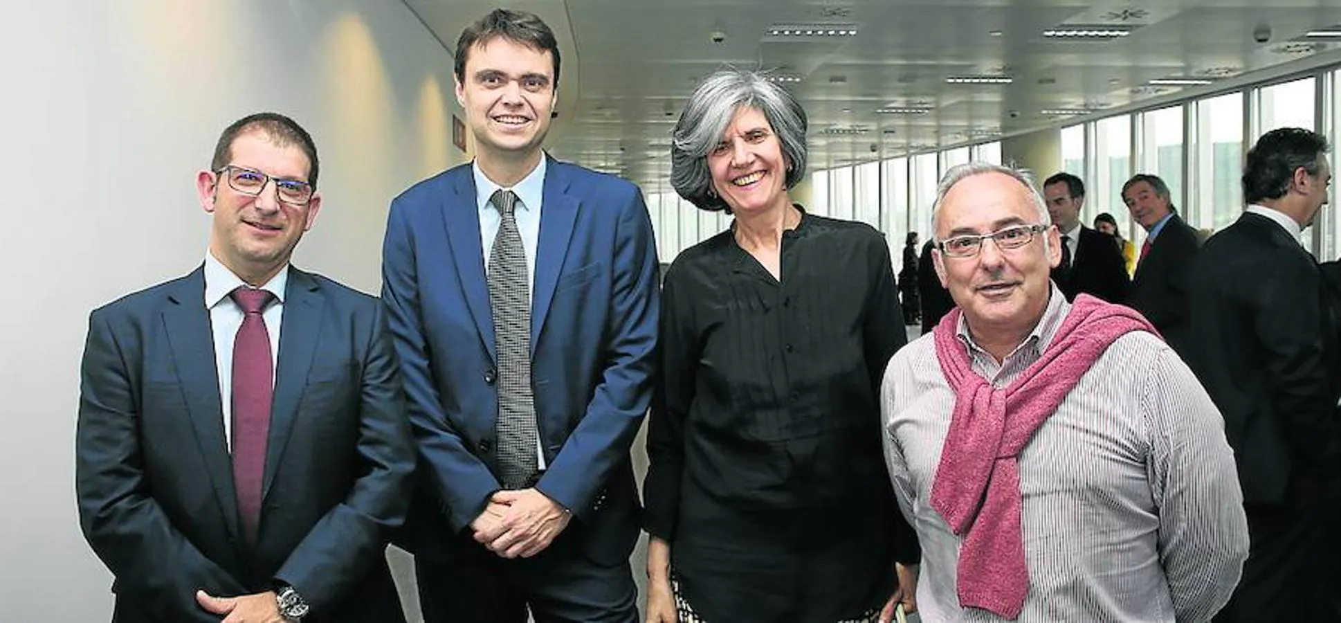 Joseba Lozano, Héctor Sánchez, María José García Etxaniz e Ignacio González. 