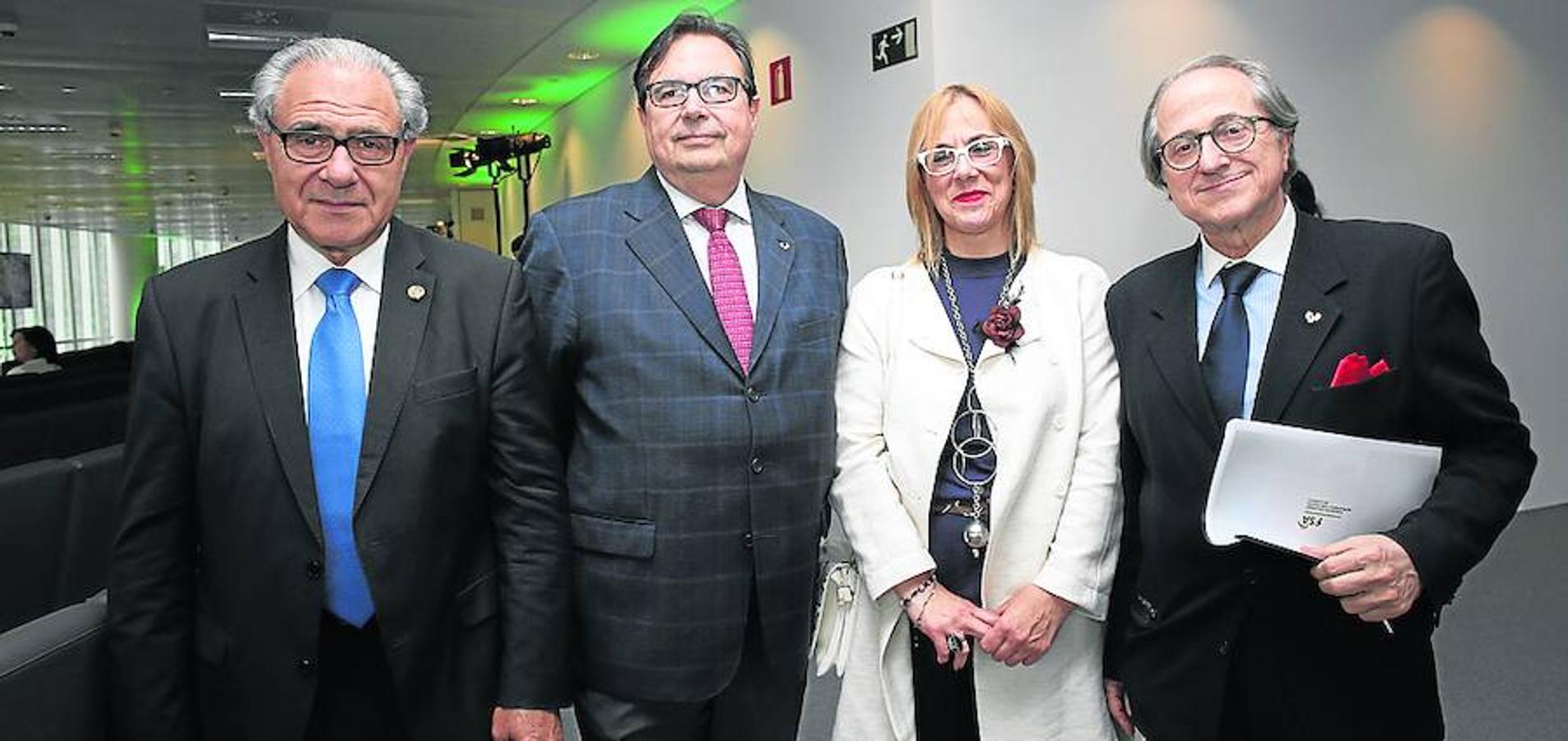 Francisco Dehesa, Gorka Pérez-Yarza, Agurtzane Ortiz y Ricardo Franco. 