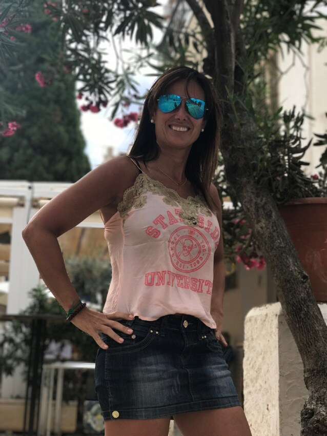 La 'instagramer' y personal shopper, Almudena Blanco, nos muestra las opciones favoritas de esta cláisca prenda, imprescindible en los meses más calurosos del año