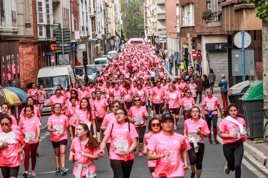 6.000 participantes toman parte en la Carrera de la Mujer que en su decimosegunda edición vuelve a concienciar sobre la prevención del cáncer de piel