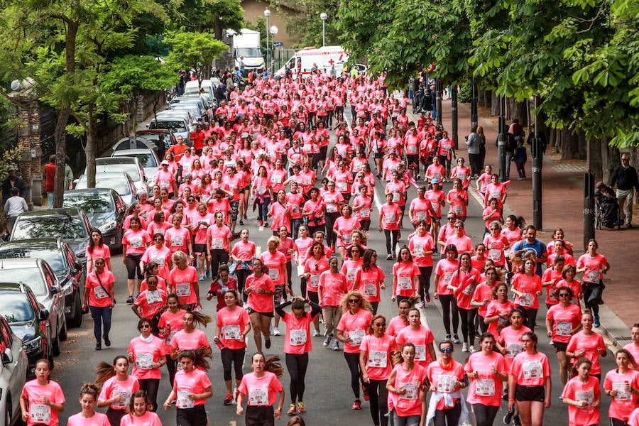 6.000 participantes toman parte en la Carrera de la Mujer que en su decimosegunda edición vuelve a concienciar sobre la prevención del cáncer de piel