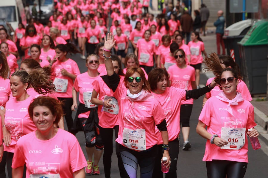 6.000 participantes toman parte en la Carrera de la Mujer que en su decimosegunda edición vuelve a concienciar sobre la prevención del cáncer de piel