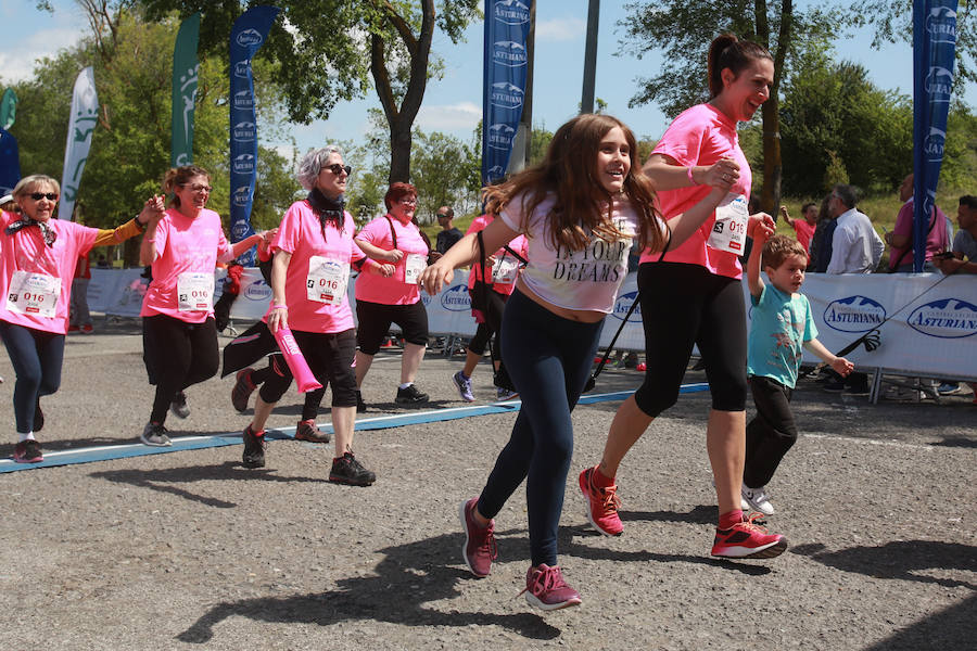 6.000 participantes toman parte en la Carrera de la Mujer que en su decimosegunda edición vuelve a concienciar sobre la prevención del cáncer de piel