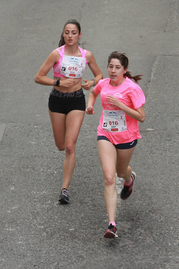 6.000 participantes toman parte en la Carrera de la Mujer que en su decimosegunda edición vuelve a concienciar sobre la prevención del cáncer de piel