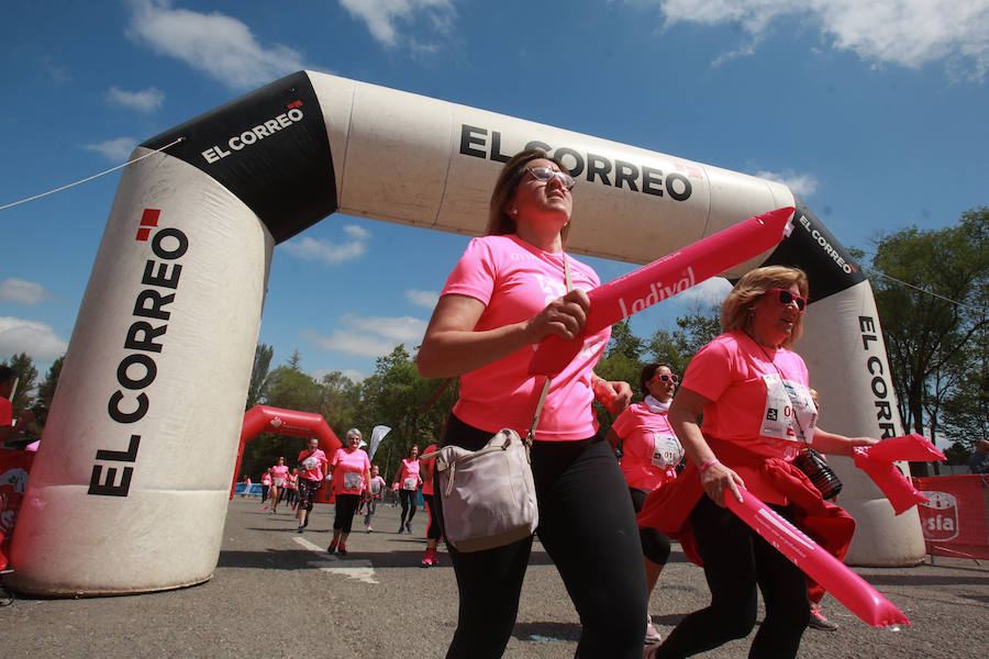 6.000 participantes toman parte en la Carrera de la Mujer que en su decimosegunda edición vuelve a concienciar sobre la prevención del cáncer de piel