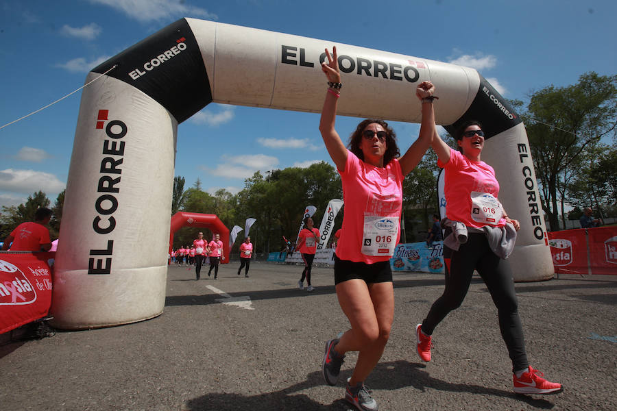 6.000 participantes toman parte en la Carrera de la Mujer que en su decimosegunda edición vuelve a concienciar sobre la prevención del cáncer de piel