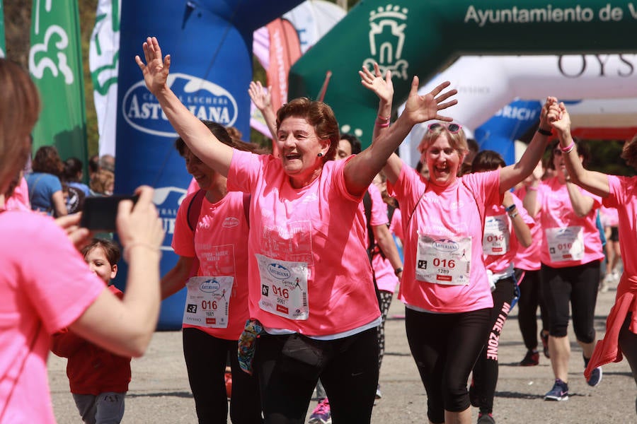 6.000 participantes toman parte en la Carrera de la Mujer que en su decimosegunda edición vuelve a concienciar sobre la prevención del cáncer de piel