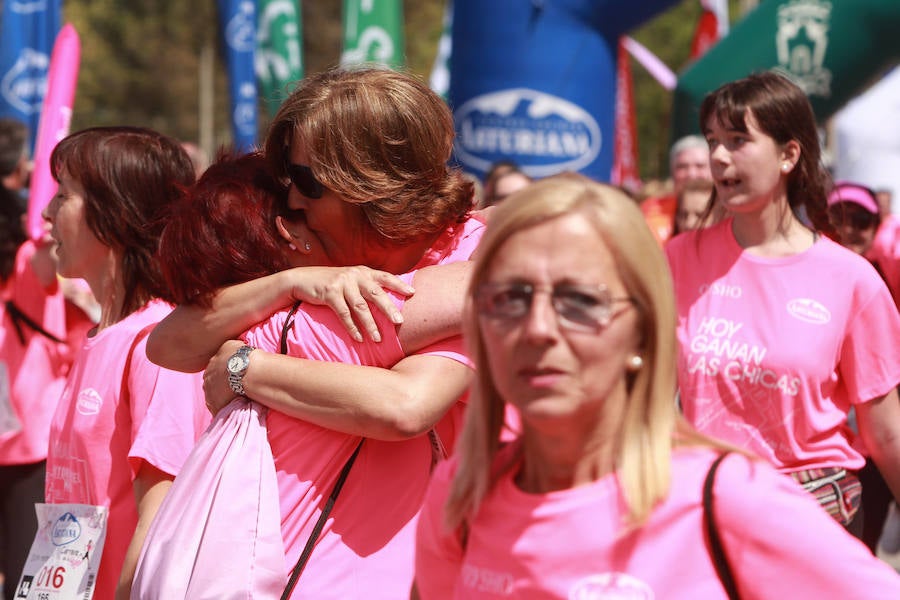 6.000 participantes toman parte en la Carrera de la Mujer que en su decimosegunda edición vuelve a concienciar sobre la prevención del cáncer de piel