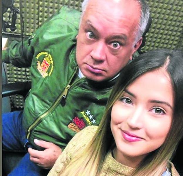 Daniela Cabello con su padre, el hombre fuerte de Nicolás Maduro.