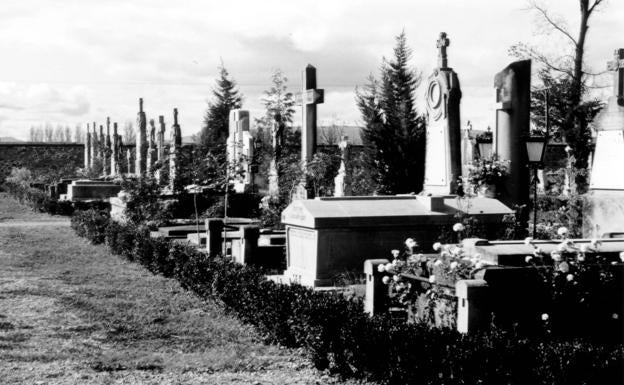 El cementerio de Santa Isabel de Vitoria, entre los años 40 y 60 del pasado siglo. 