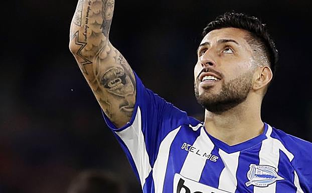 Guillermo Maripán, futbolista del Alaves, en el partido ante el Betis