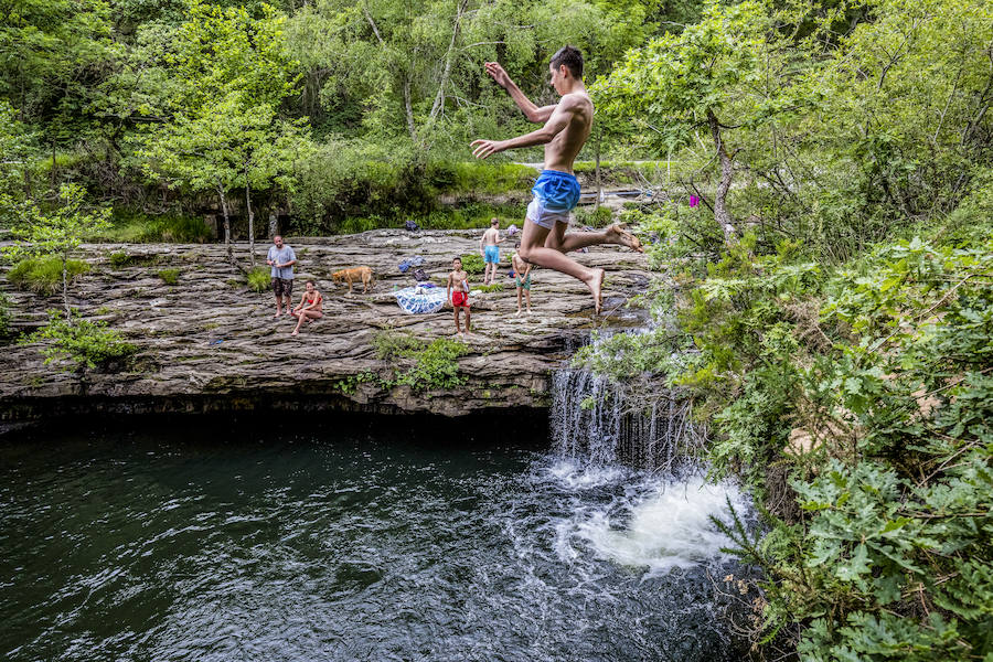 Pozas de Zaldibartxo, en el río Bayas.