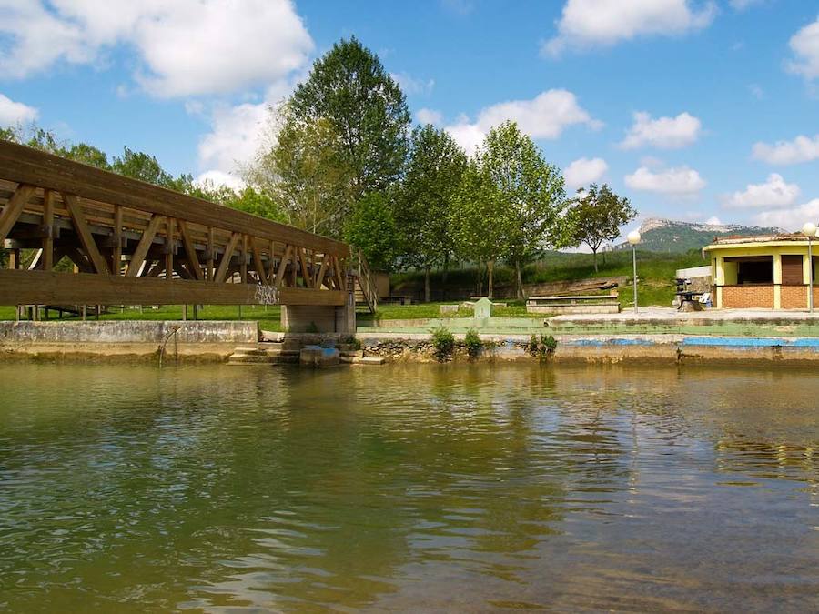 Piscinas fluviales de Frenedo, en el río Izki.