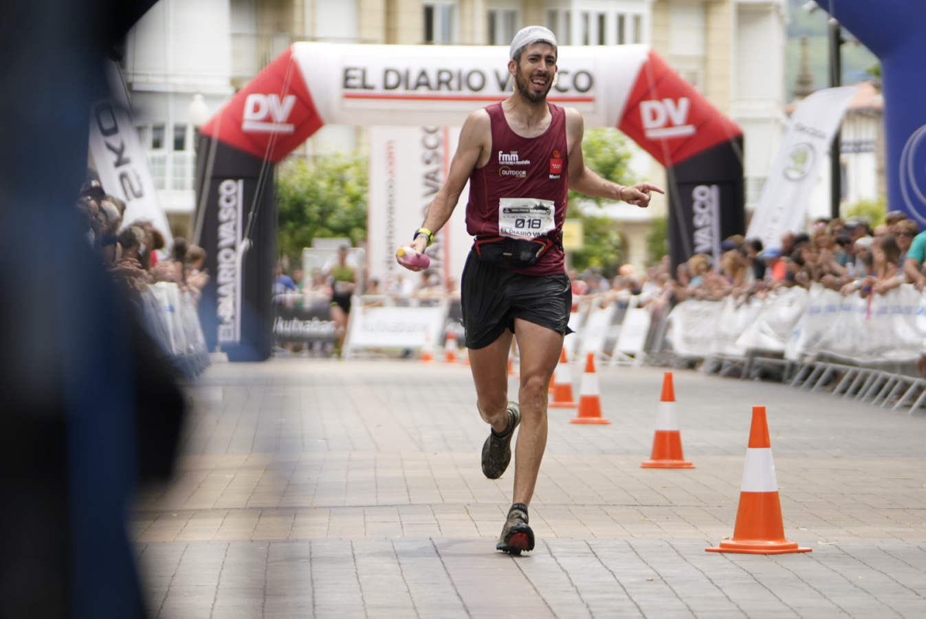 Gran ambiente el que se ha vivido en las carreras del Flysch Trail, donde el calor ha sido protagonista y ha hecho mella en los corredores.