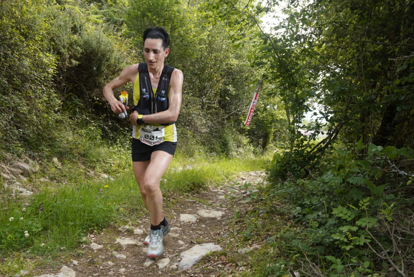 Gran ambiente el que se ha vivido en las carreras del Flysch Trail, donde el calor ha sido protagonista y ha hecho mella en los corredores.