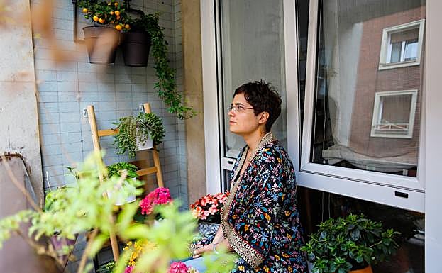 Imagen principal - Sophe García disfrutando de su rincón 'green'