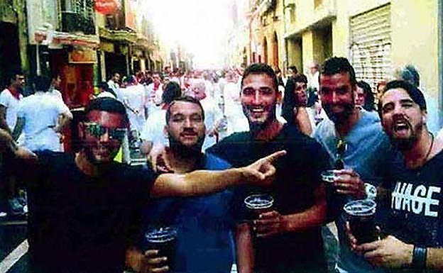 'La Manada' utilizó su «superioridad» para violar diez veces a la víctima