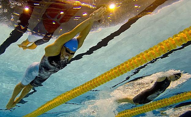 Según qué variable usemos para compararnos, el deporte te mantendrá a flote o te hundirá. 