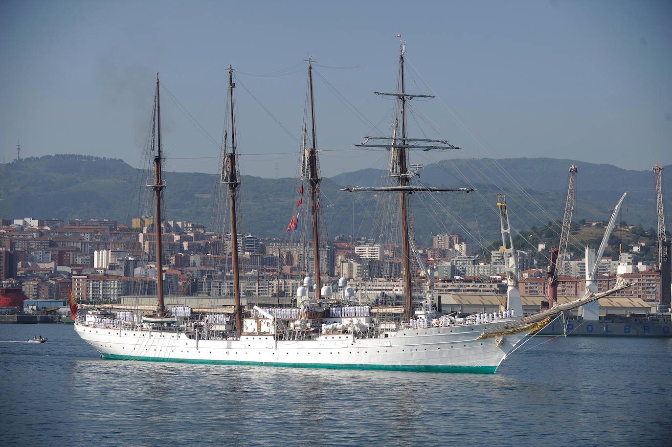Fotos: El &#039;Juan Sebastián Elcano&#039; zarpa de Getxo
