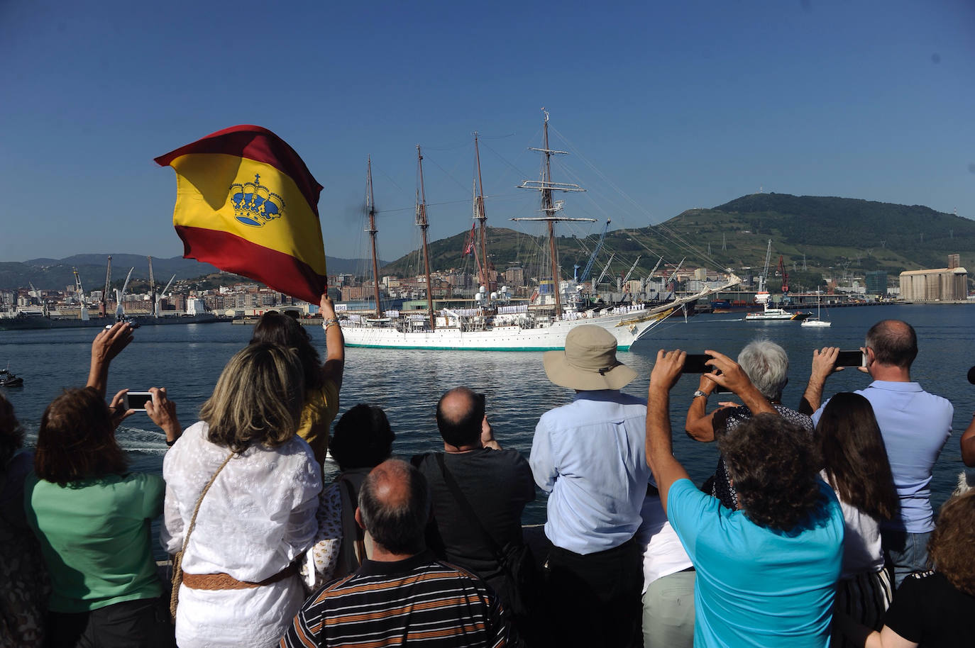 Fotos: El &#039;Juan Sebastián Elcano&#039; zarpa de Getxo