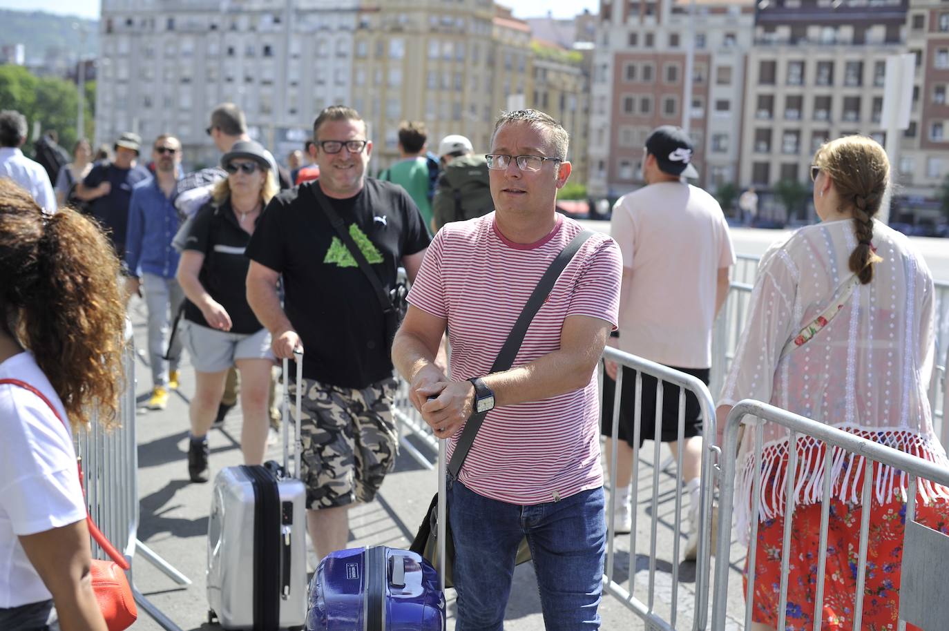 Fotos: Llegan a Bilbao los primeros festivaleros del BBK Live 2019