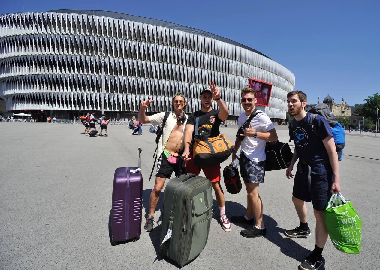 Fotos: Llegan a Bilbao los primeros festivaleros del BBK Live 2019