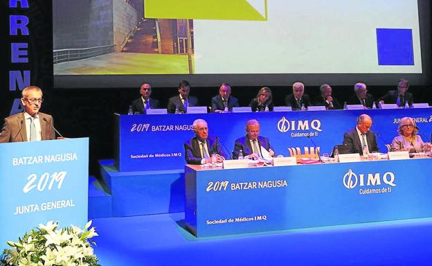 El presidente del grupo IMQ, Pedro Ensunza, en su intervención en la última junta de accionistas.