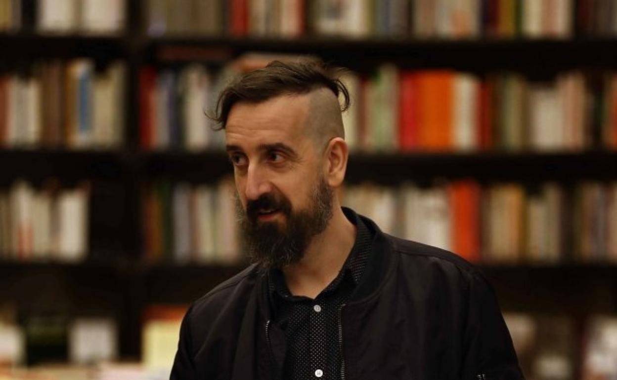 El autor catalán Javier Calvo. 