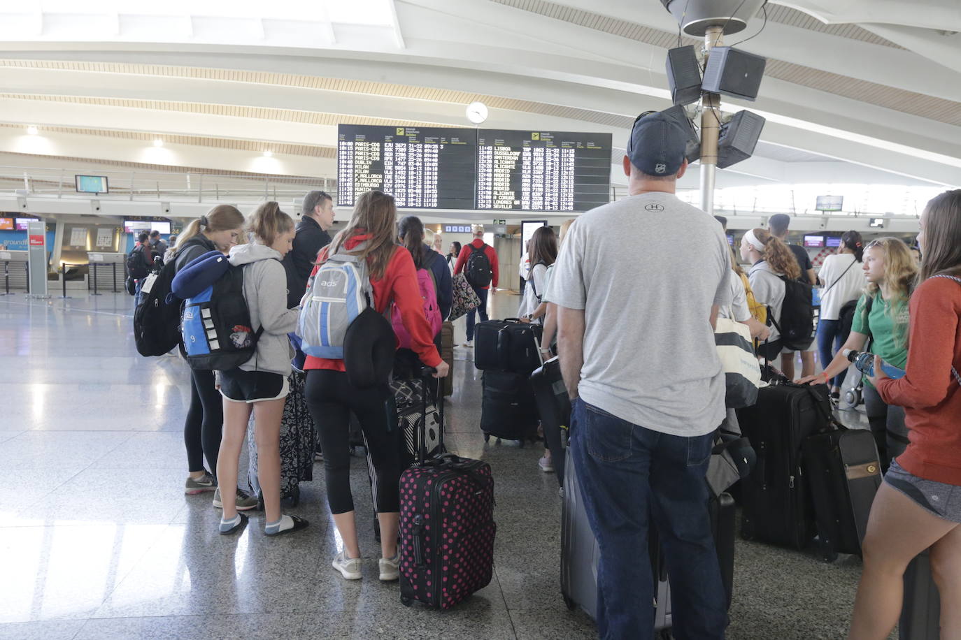 Fotos: Las imágenes del aeropuerto en la jornada de huelga