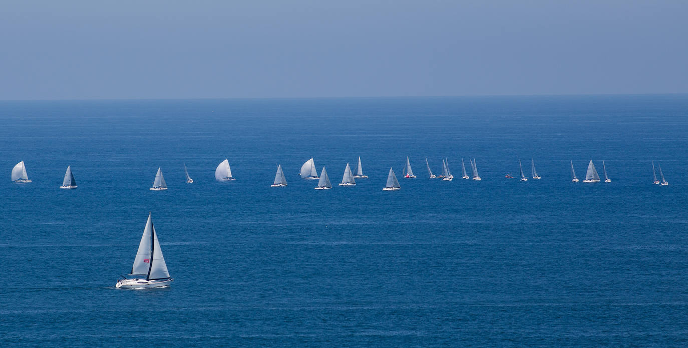 Fotos: El Mundial de vela comienza en Getxo