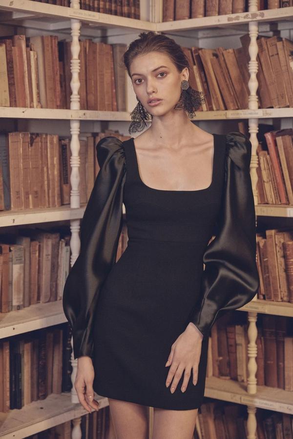 El gigante de Inditex acaba de lanzar su nueva colección de otoño con propuestas mucho más atrevidas de los habitual, inspiradas en los grandes de la pasarela