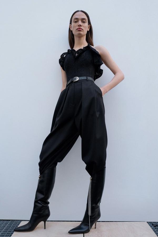 El gigante de Inditex acaba de lanzar su nueva colección de otoño con propuestas mucho más atrevidas de los habitual, inspiradas en los grandes de la pasarela