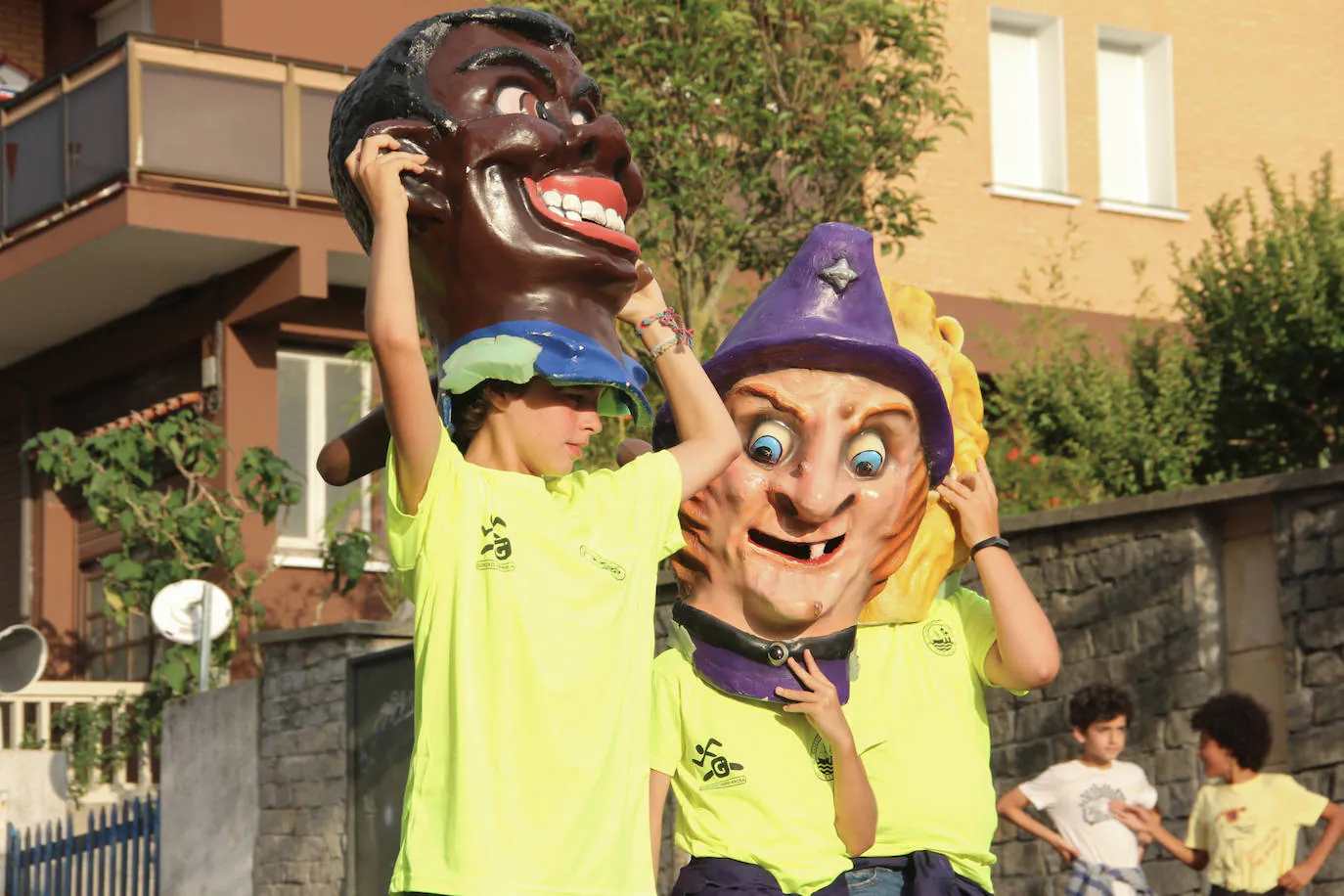 La localidad costera inicia cinco días de fiestas que llenarán sus calles de jolgorio, color y alegría.