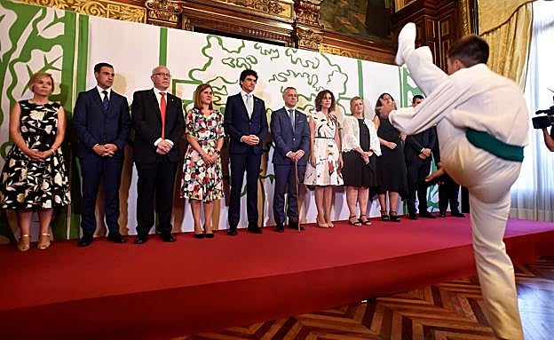 Recepción en Bilbao para conmemorar la festividad de San Ignacio.