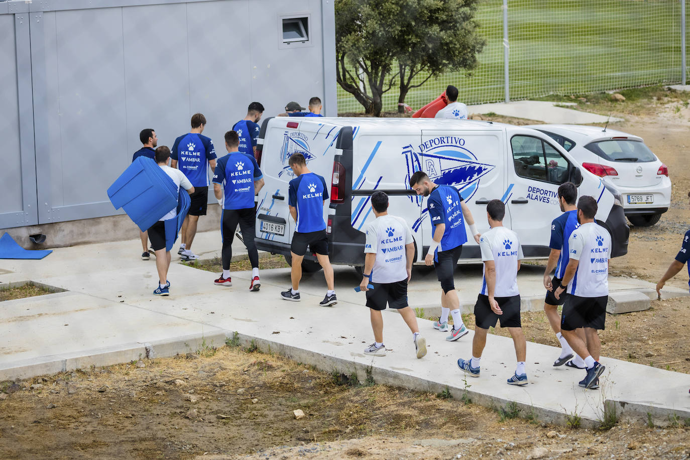 Fotos: El Alavés trabaja en Los Ángeles de San Rafael